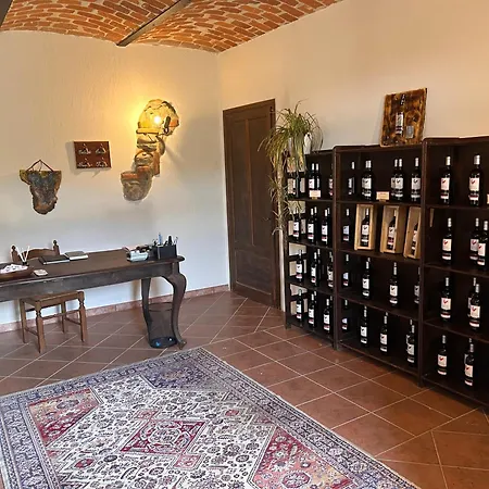 Tenuta Agricola La Cava- Cantina e Agriturismo-2